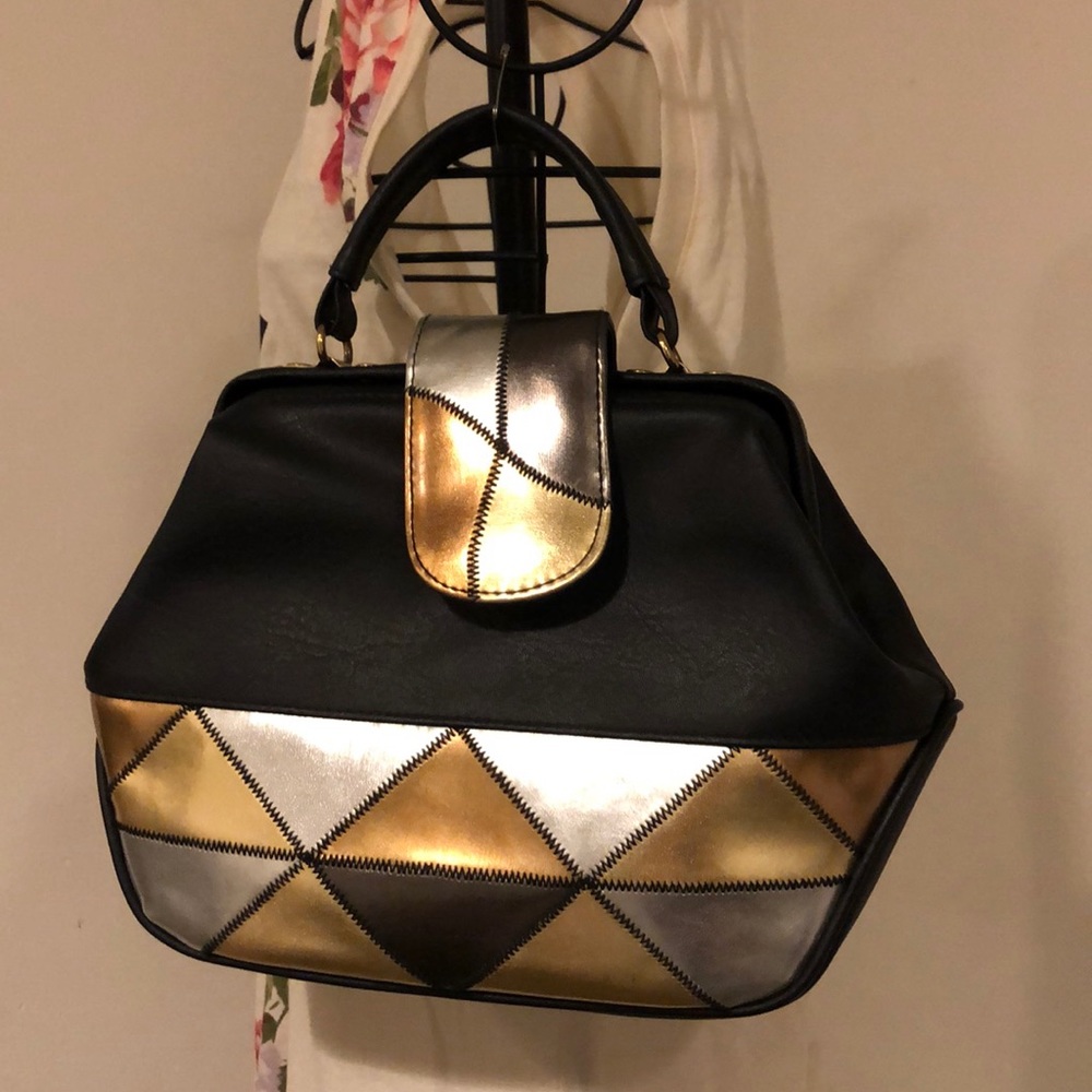 *VINTAGE*  NEW w/out tags classy handle purse